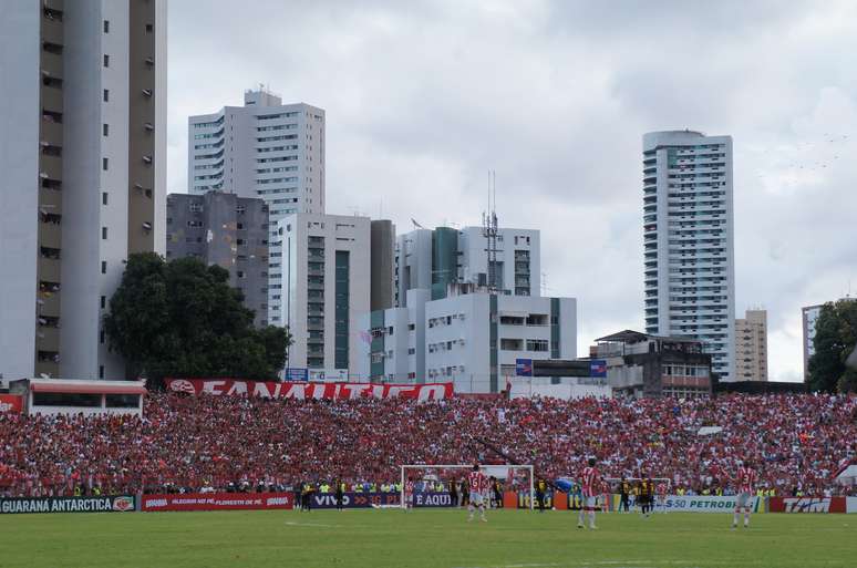 Com gol de Araújo, Náutico venceu o Sport e decretou rebaixamento da Série A do rival no ano passado