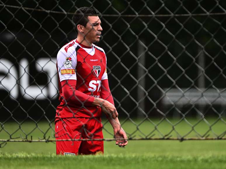 <p>L&uacute;cio foi afastado do S&atilde;o Paulo ap&oacute;s desentendimento com o t&eacute;cnico Paulo Autuori</p>