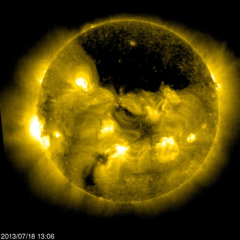 Buraco no Sol foi registrado pela sonda Soho, da Nasa