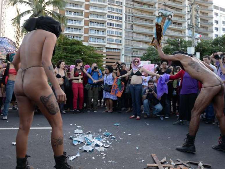 <p>De acordo com a promotoria, Raissa Senra Vitral e Gilson Rodrigues Silva Junior praticaram os crimes durante cerim&ocirc;nia da JMJ na praia de Copacabana, na zona sul do Rio de Janeiro</p>