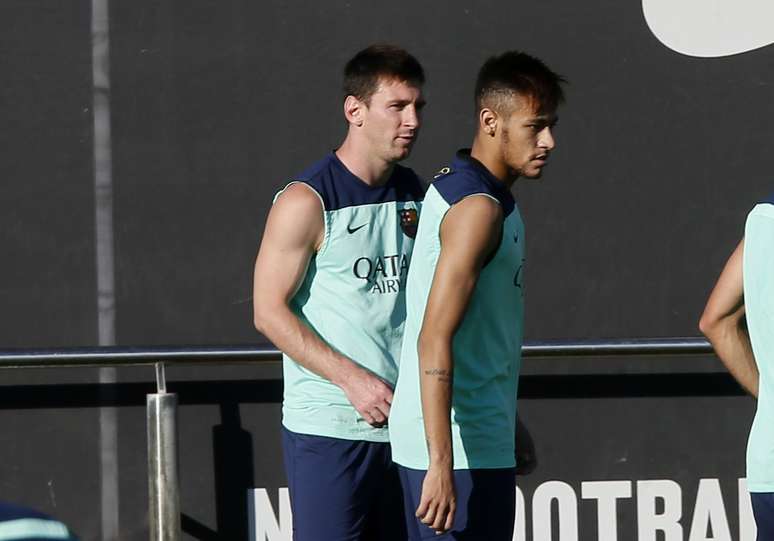 <p>Ao lado de Messi, Neymar realizou nesta segunda-feira o primeiro treino pelo Barcelona; jogo será na sexta, pelo Troféu Joan Gamper</p>