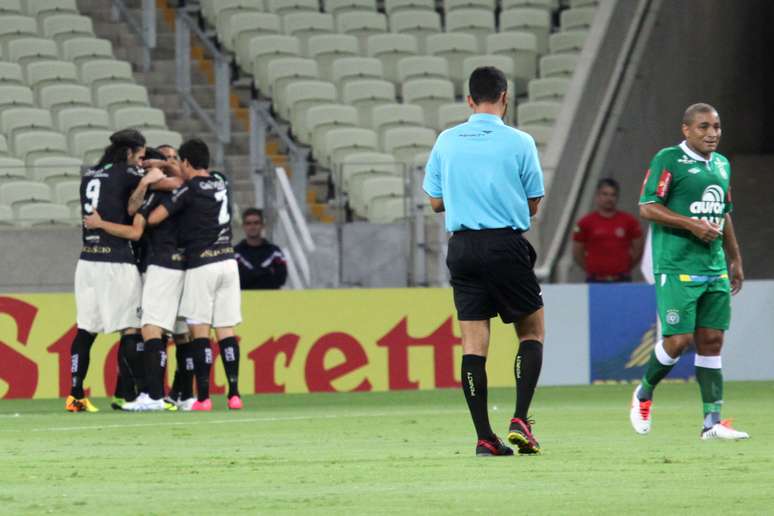 <p>Time cearense tomou gol no primeiro minuto, mas virou para 3 a 1 em apenas 15 minutos</p>