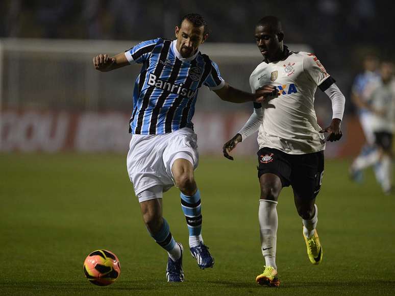 <p>Barcos fez seis gols em 24 jogos com a camisa do Grêmio</p>