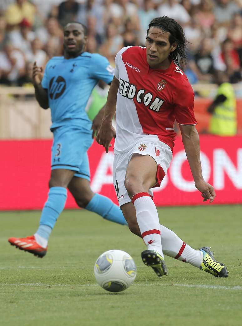 Falcao marcou duas vezes para o Monaco