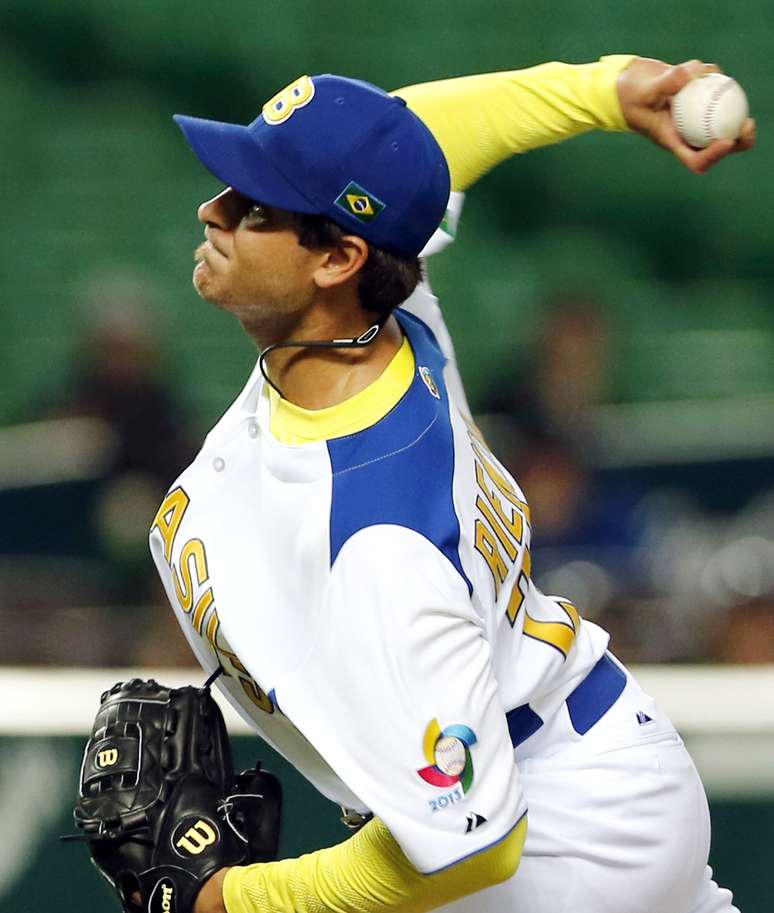 <p>Rienzo defendeu a Seleção Brasileira no World Baseball Classic, em março deste ano</p>