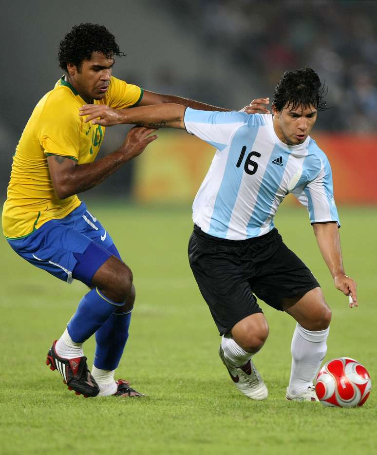 <p>Breno jogou a Olimpíada de 2008 com a camisa da Seleção</p>