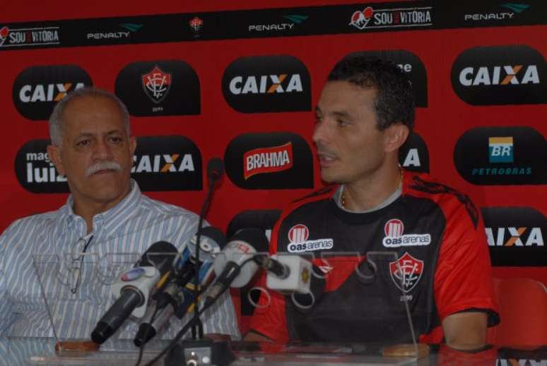 Camacho já disputou o Carioca pelo Madureira, que surpreendeu
