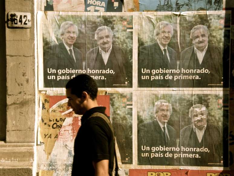 Ex-presidente será candidato à sucessão de José Mujica, invertendo a dobradinha da última eleição 