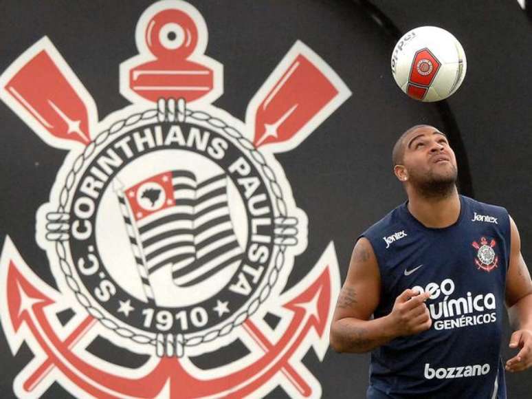 <p>Adriano jogou profissionalmente pela &uacute;ltima vez no Corinthians</p>