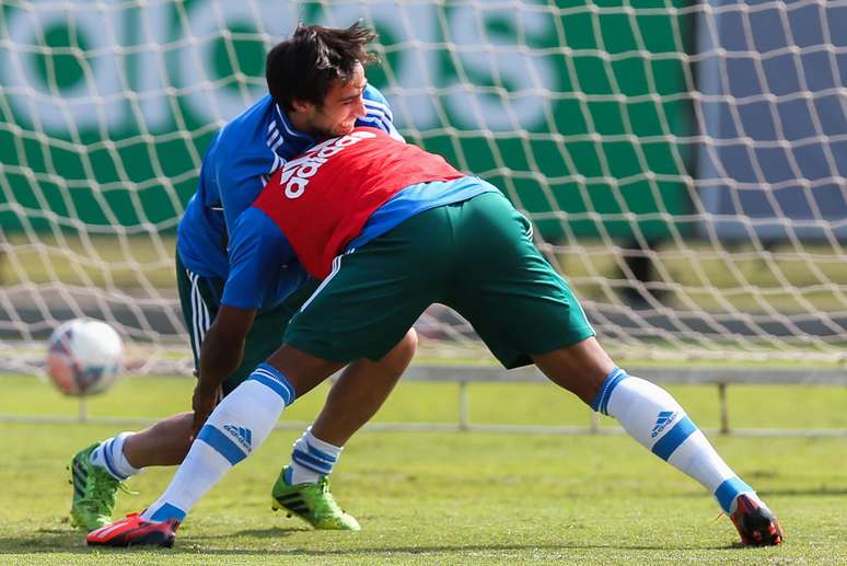 Valdivia voltará ao Palmeiras como titular