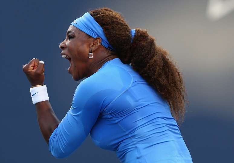 <p>Serena Williams teve dificuldades, mas est&aacute; na final de Toronto, que ser&aacute; disputada neste domingo</p>