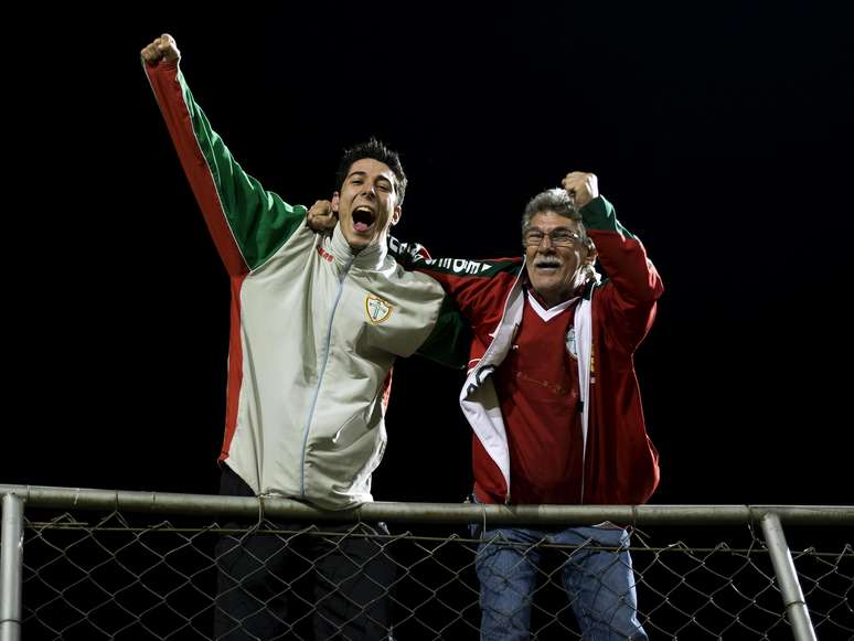 Torcida da Portuguesa faz festa em família no Canindé