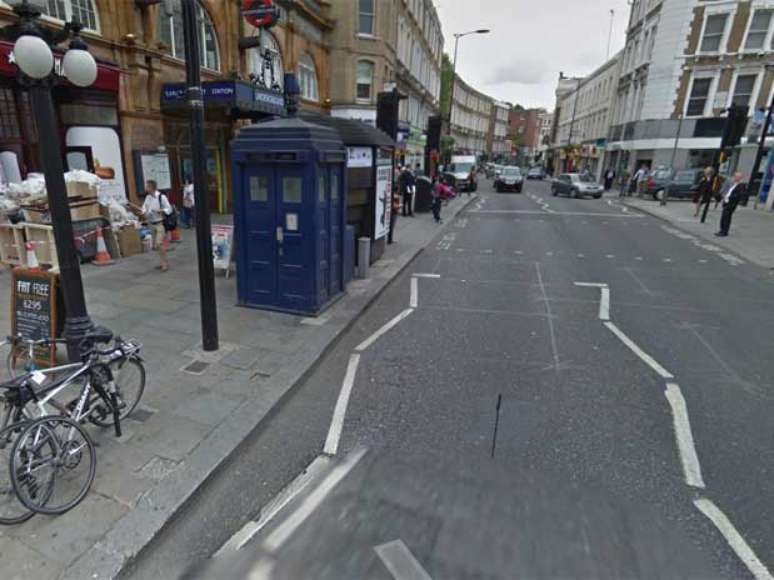 Cabine de polícia na rua de Londres esconde um "easter egg" do Google