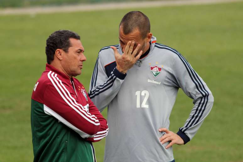 Luxemburgo conversa com Cavalieri durante treino desta terça-feira