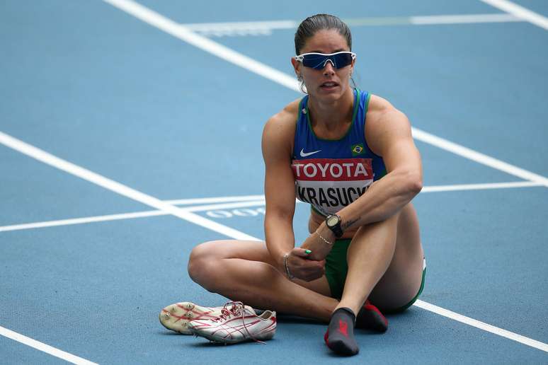 <p>Franciela Krasucki lamenta eliminação nos 200 m</p>