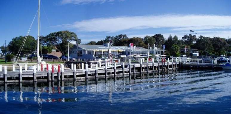 O Metung Hotel, localizado na cidade de Metung, Estado australiano de Victoria