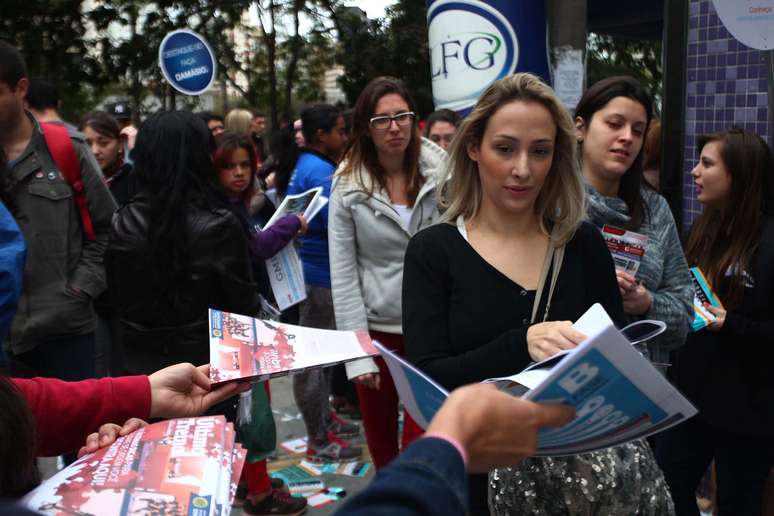 <p>Candidatos tinham até as 18h deste domingo para responder as 80 questões do exame</p>