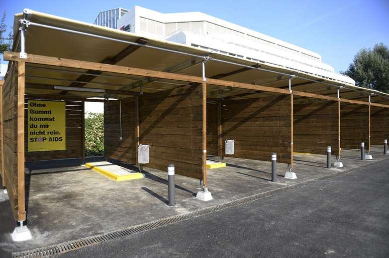 Os chamados "sexboxes" têm aparência de garagens e serão instalados em uma zona industrial 