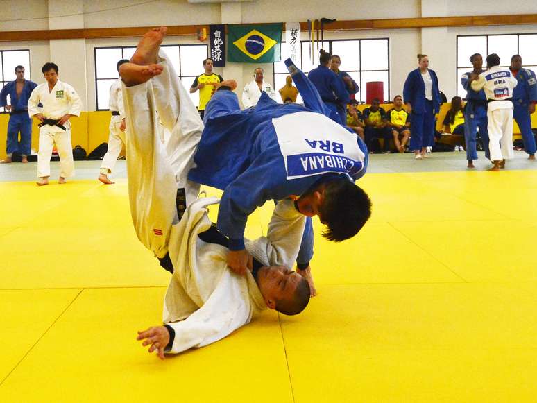 Seleção treina: Mundial de Judô terá início na segunda-feira (26)