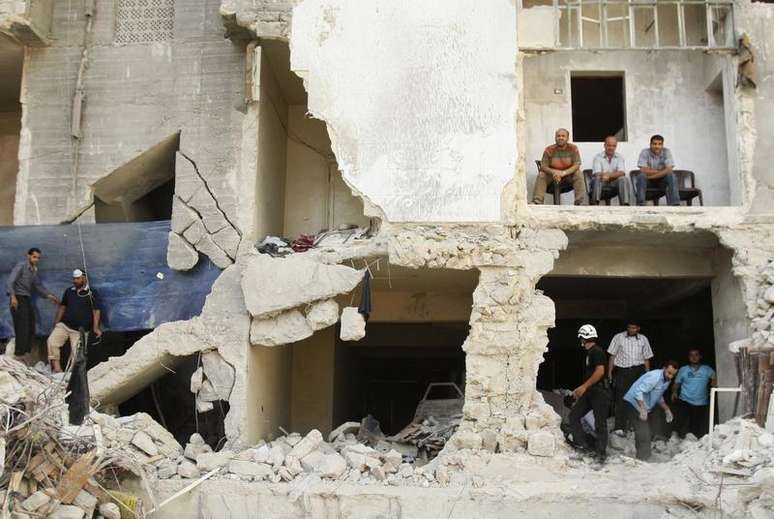 <p>Oposição síria acredita contar com ajuda de bombardeios estrangeiros</p>