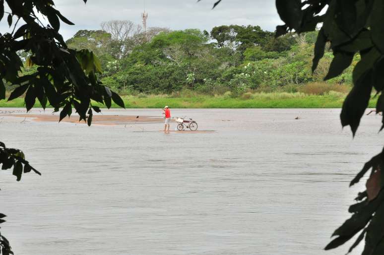 <p>Rio Taquari, no Mato Grosso do Sul, sofre intenso processo de assoreamento</p>