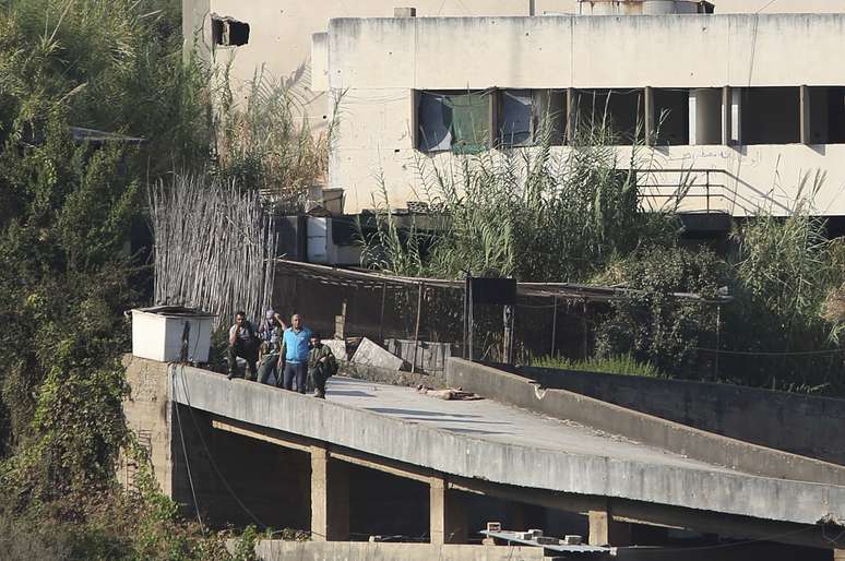 Base atacada por Israel, na fronteira com o Líbano