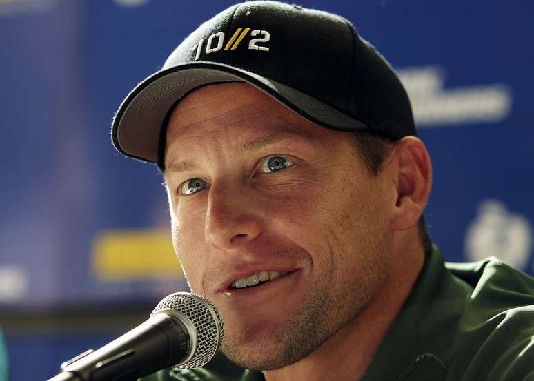 <p>Lance Armstrong admitiu trapaça em janeiro deste ano e impactou fundação ligada a seu nome</p>