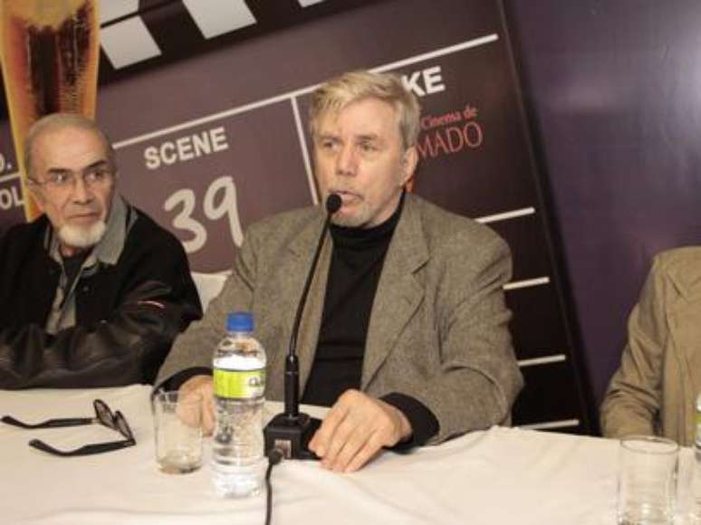 <p>Reginaldo Faria passa bem, segundo assessoria</p>