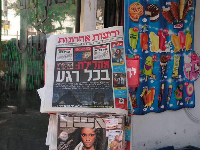 Jornal Yediot Ahronot traz na manchete: "A Qualquer Momento"