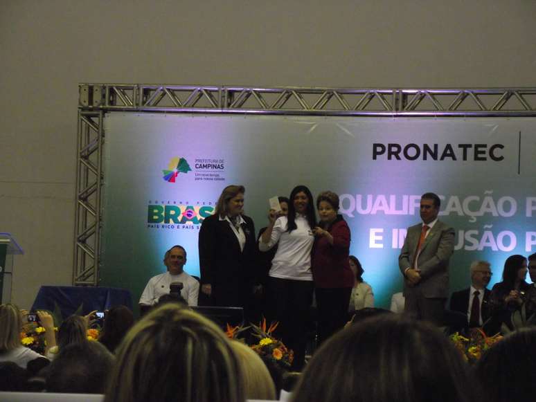 Dilma participa de formatura do Pronatec em Campinas