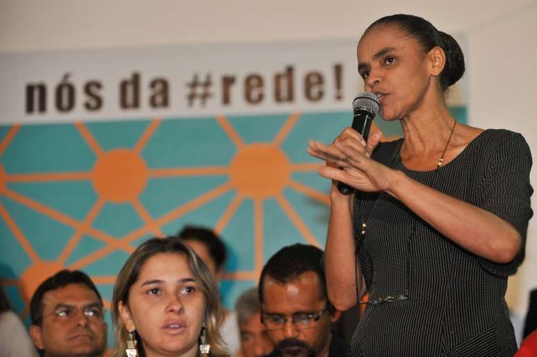 <p>Marina Silva fala durante o lançamento da Rede Sustentabilidade, em 2013</p>