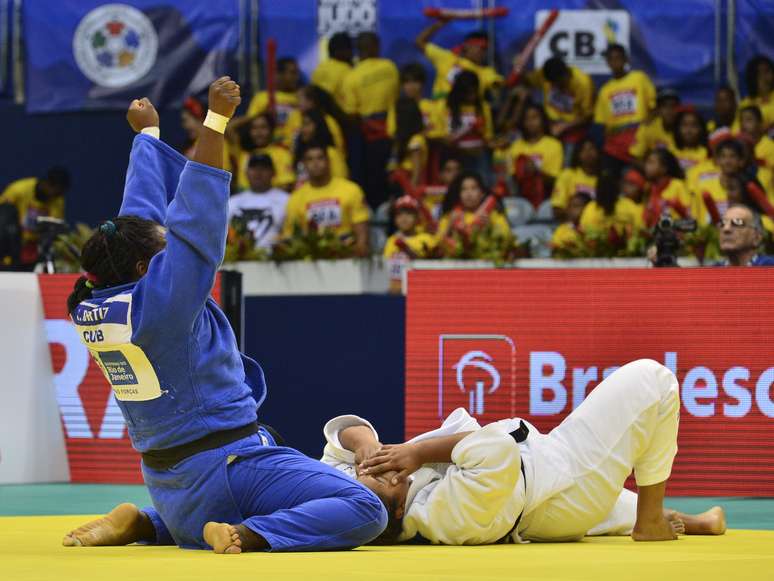 <p>Brasileira nunca venceu a cubana na carreira: foram quatro derrotas em quatro duelos</p>