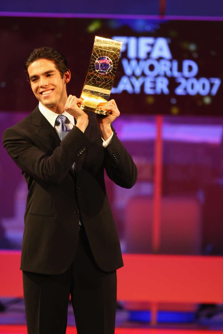 Pelo Milan, Kaká viveu o auge da carreira e foi eleito o melhor jogador do mundo em 2007