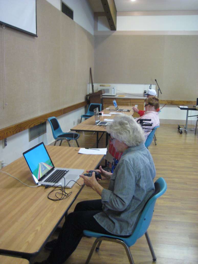 Segundo pesquisadores, o jogo melhorou a capacidade cognitiva dos idosos