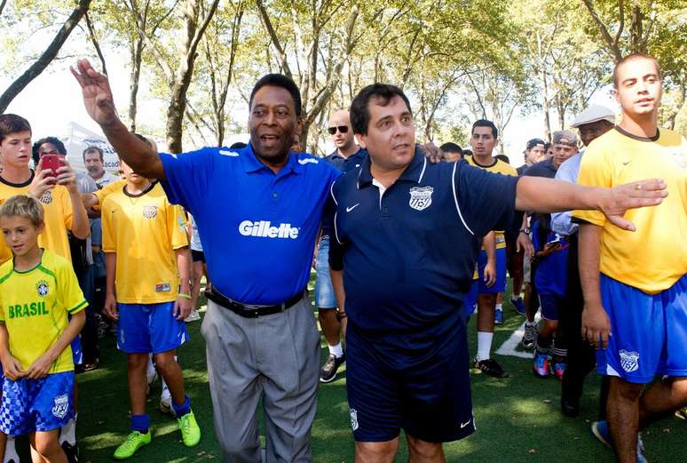 <p>Pelé vê Santos "capengando" e evita palpites no Brasileiro</p>
