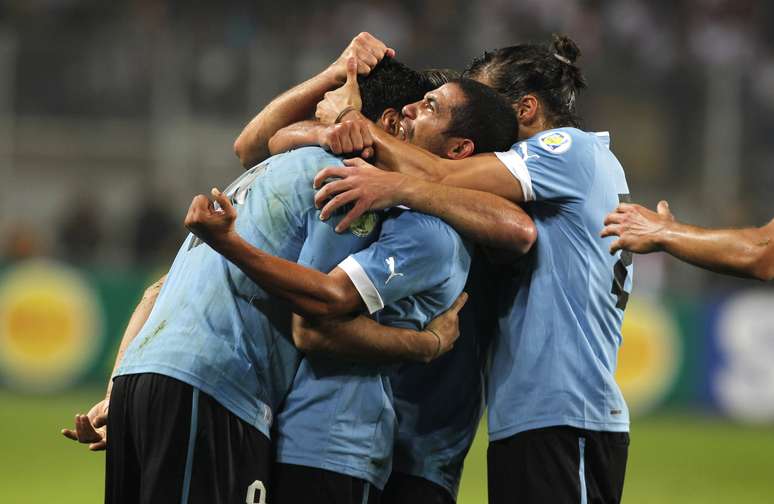 Com a vitória, o Uruguai chega aos 19 pontos, na quinta colocação, e estaria qualificado para a repescagem. O time celeste, no entanto, se aproximou da zona de classificação direta, já que Chile e Equador somam 21