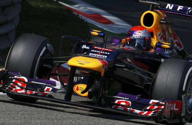 <p>Alemão manteve domínio e conquistou pole; Webber larga em segundo</p>