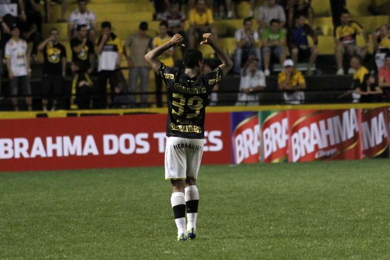 <p>Elias fez gol no fim para Botafogo sair com grande vit&oacute;ria no sul do Pa&iacute;s</p>