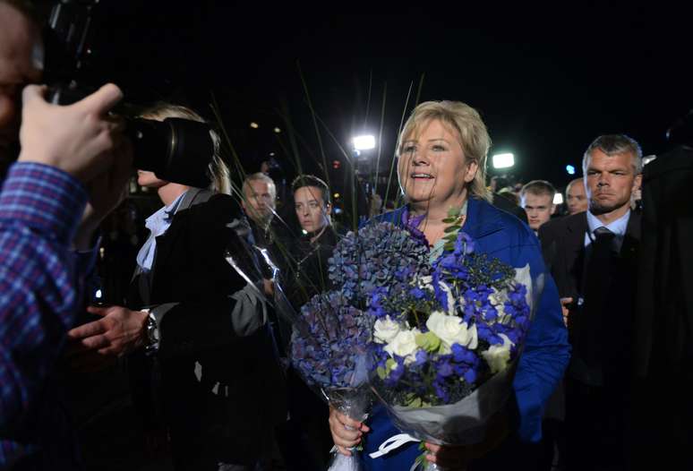 Erna Stolberg, l&iacute;der da oposi&ccedil;&atilde;o direitista norueguesa do Partido Conservador, festeja vit&oacute;ria nas urnas em Oslo