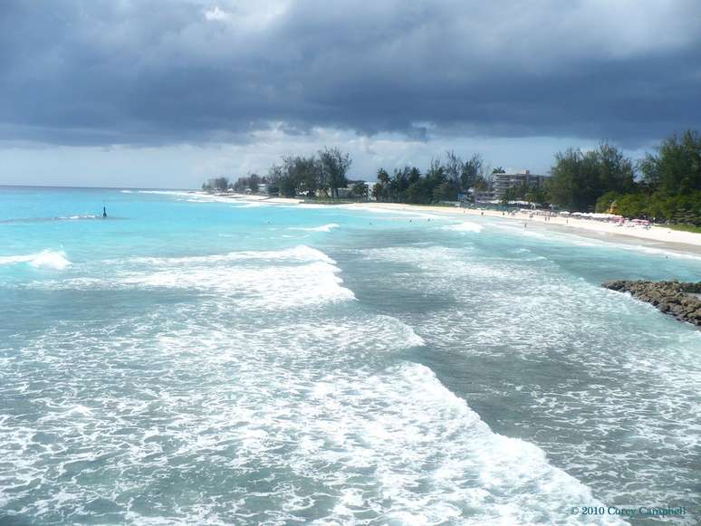 Accra Beach é uma das praias mais frequentadas da ilha