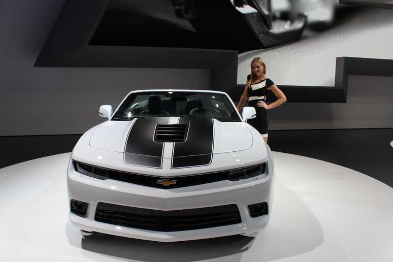 <p>A Chevrolet fez durante o salão do automóvel de Frankfurt a estreia mundial do Camaro conversível</p>
