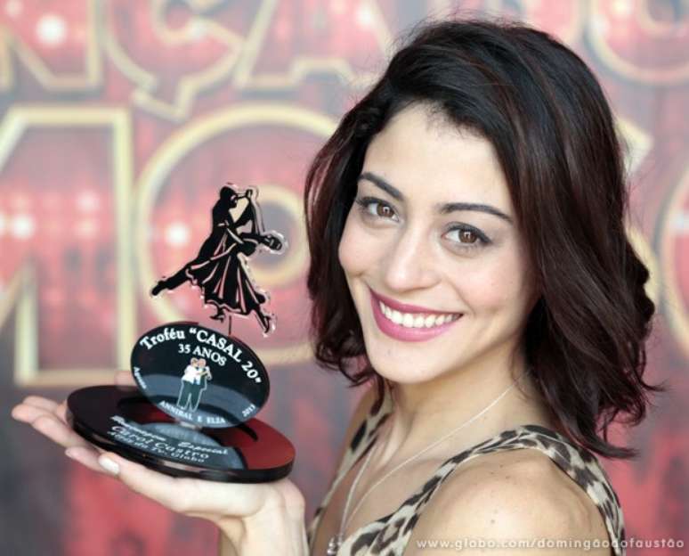 <p>A atriz ganhou o&nbsp;Trof&eacute;u Casal 20, por sua apresenta&ccedil;&atilde;o de dan&ccedil;a de sal&atilde;o</p>