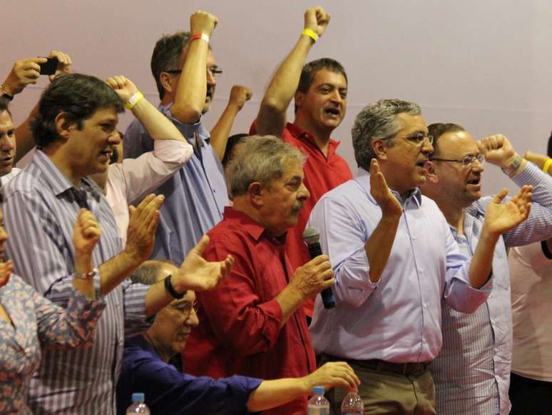 Lula discursou durante o Encontro da Região Metropolitana, promovido pelo PT no centro da capital paulista neste sábado