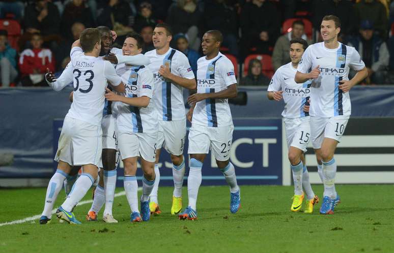 <p>Manchester City deslanchou no segundo tempo para alcan&ccedil;ar a vit&oacute;ria fora de casa</p>