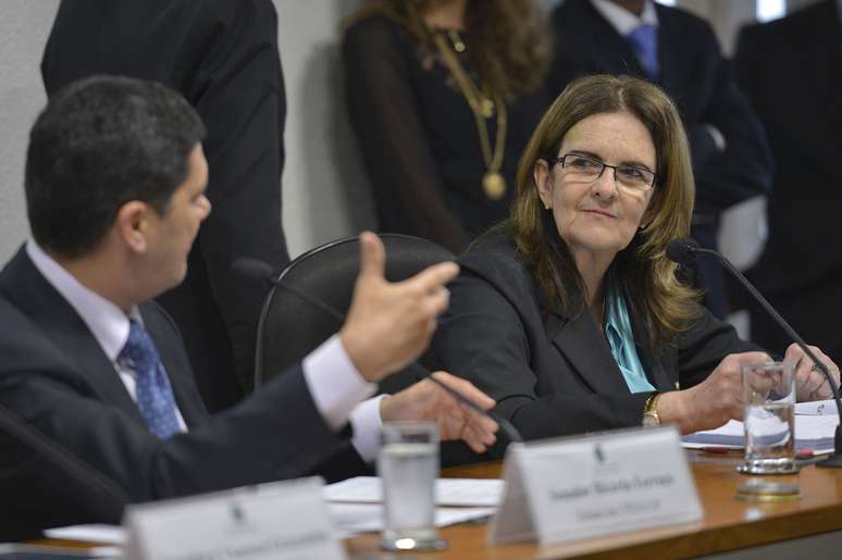 Graça Foster fala no Senado sobre espionagem a Petrobras