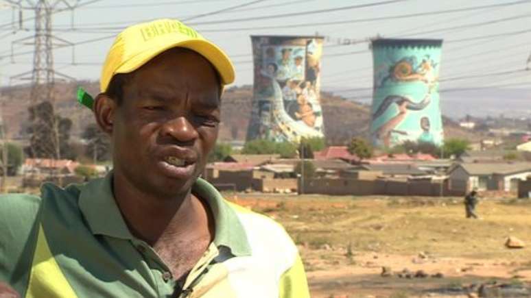 Ephraim, que est&aacute; em fase de recupera&ccedil;&atilde;o, roubava a m&atilde;e para alimentar o v&iacute;cio