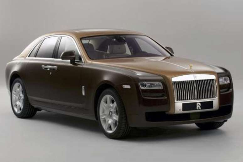 <p>Rolls Royce Ghost será um dos destaques do stand</p>