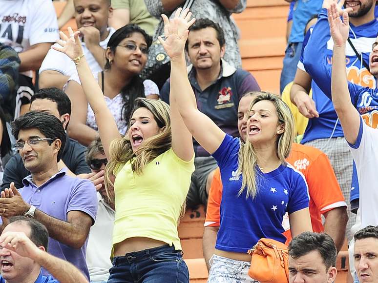 Torcida acompanha 6º jogo sem vencer do Corinthians; veja fotos