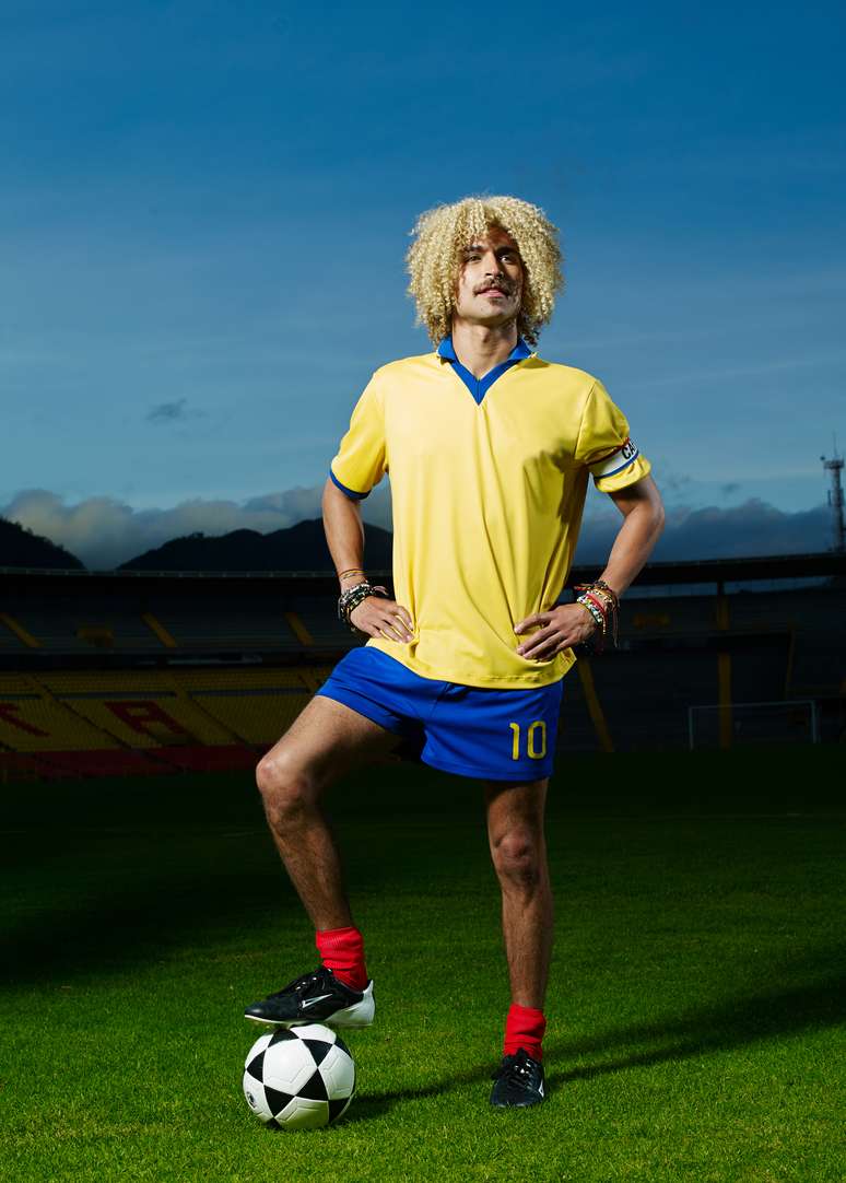 <p>Edgar Vittorino é destaque na novela <em>La Selección</em> e ganha elogios até mesmo de Carlos Valderrama, a quem interpreta</p>