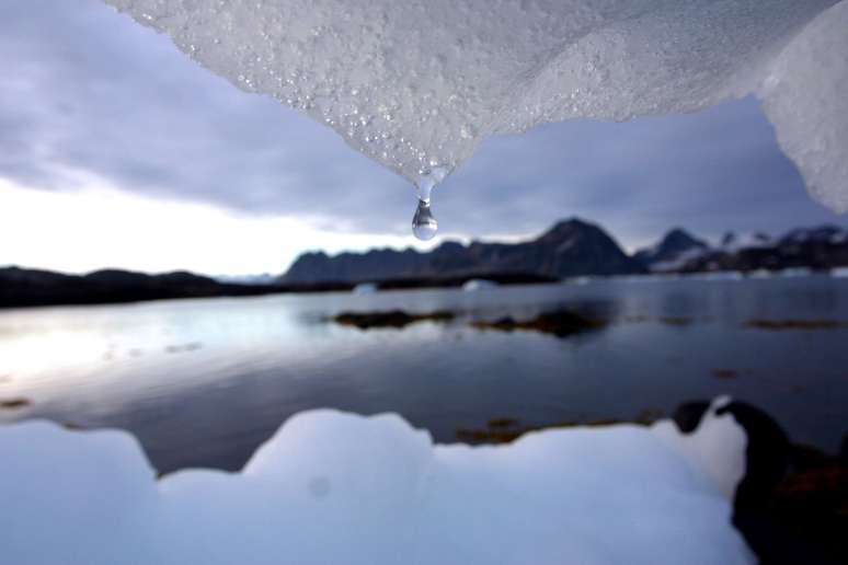 Cada vez é mais provável, afirmam os climatologistas, que em 2050 o oceano Ártico não tenha gelo